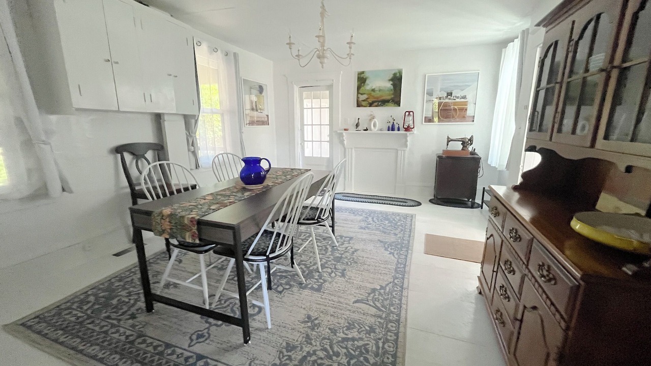 Photo of Livingroom in Deer Isle