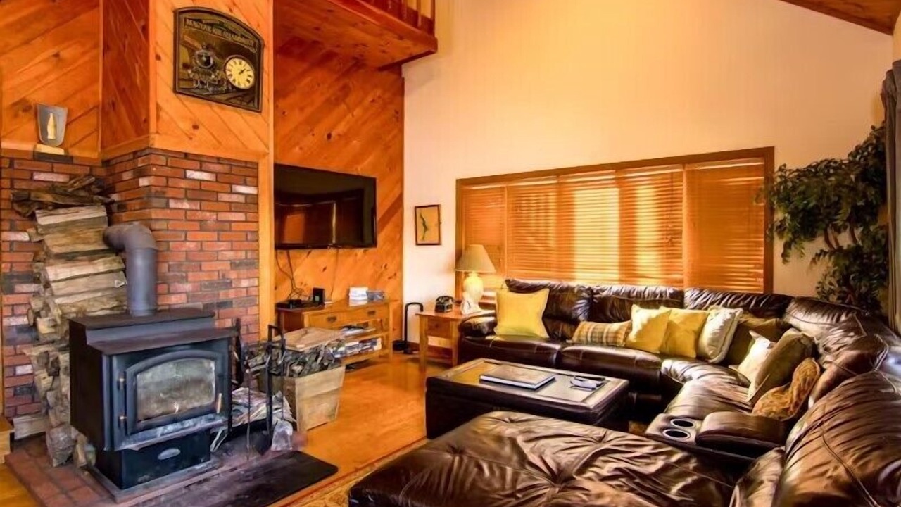 Photo of Livingroom in Lochmere