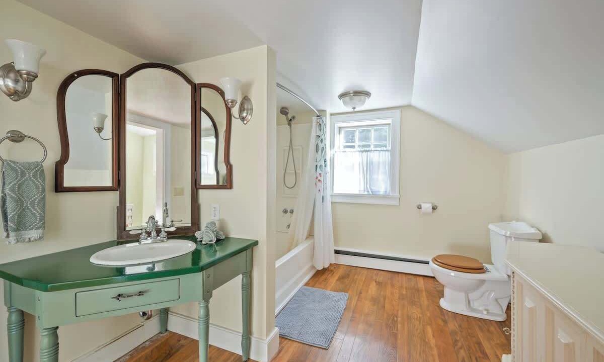 Photo of Bathroom in Rhinebeck