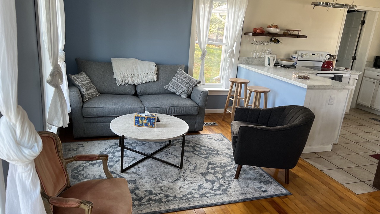 Photo of Livingroom in Saugerties