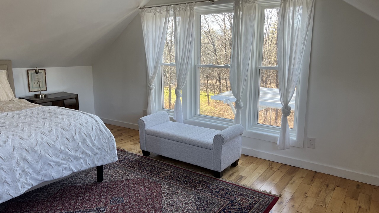 Photo of Bedroom in Saugerties