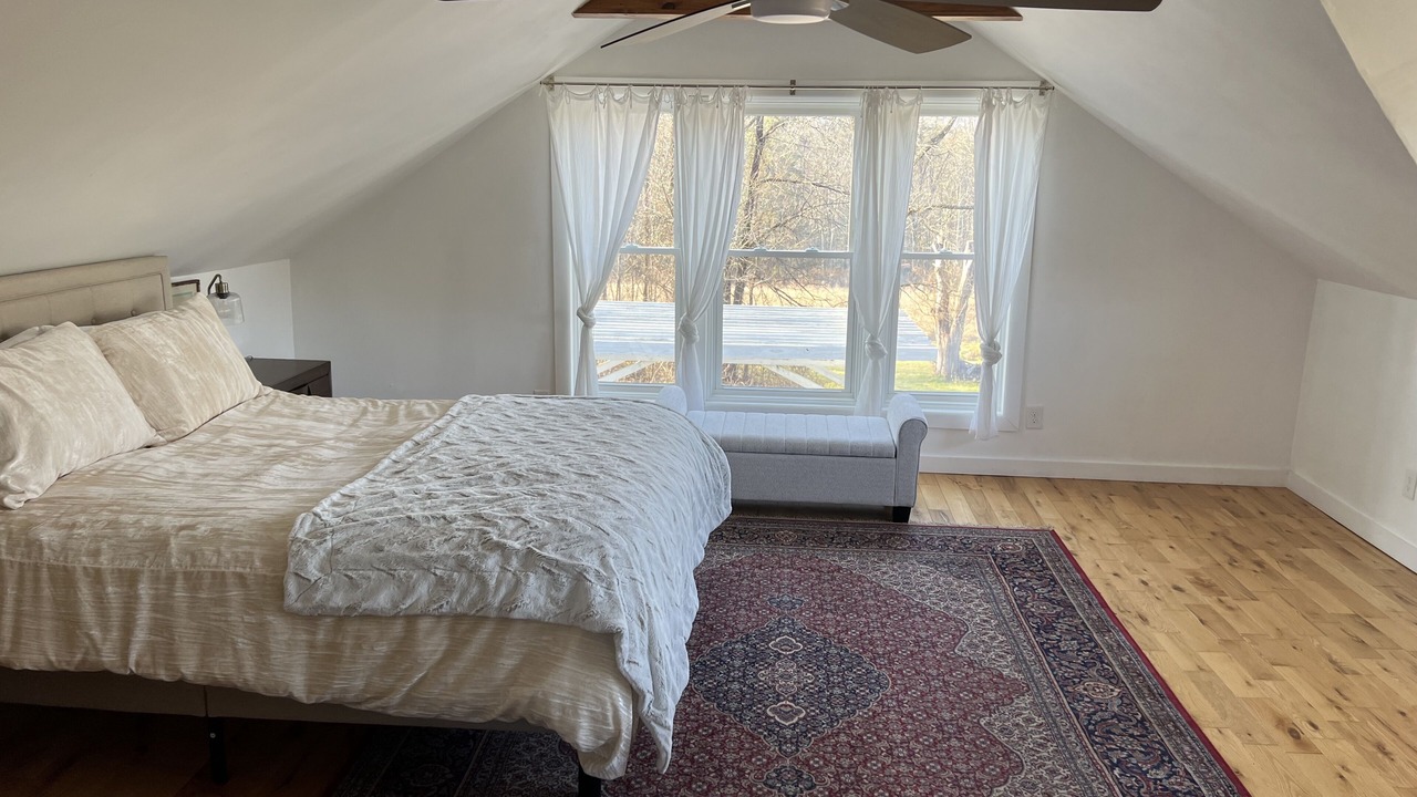 Photo of Bedroom in Saugerties