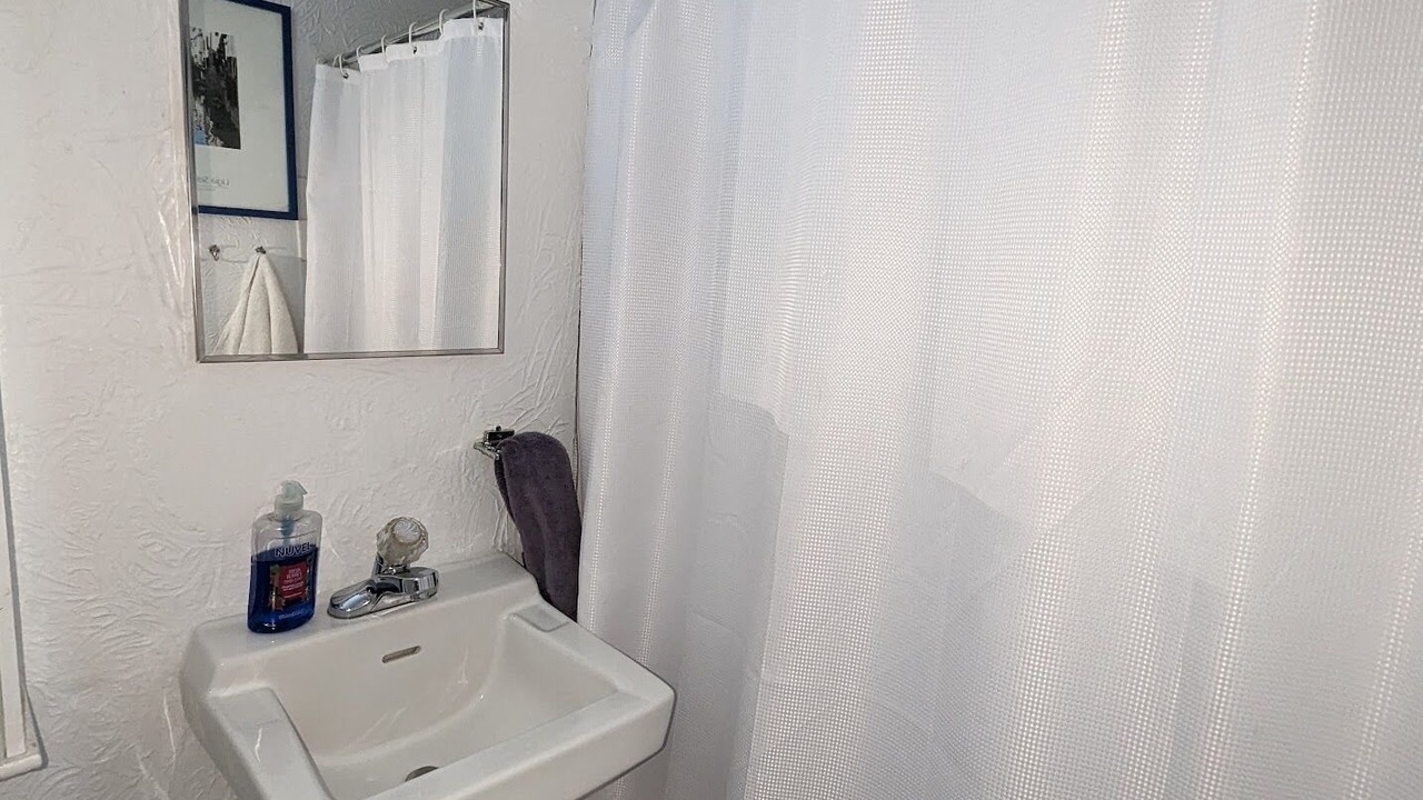 Photo of Bathroom in East Harlem