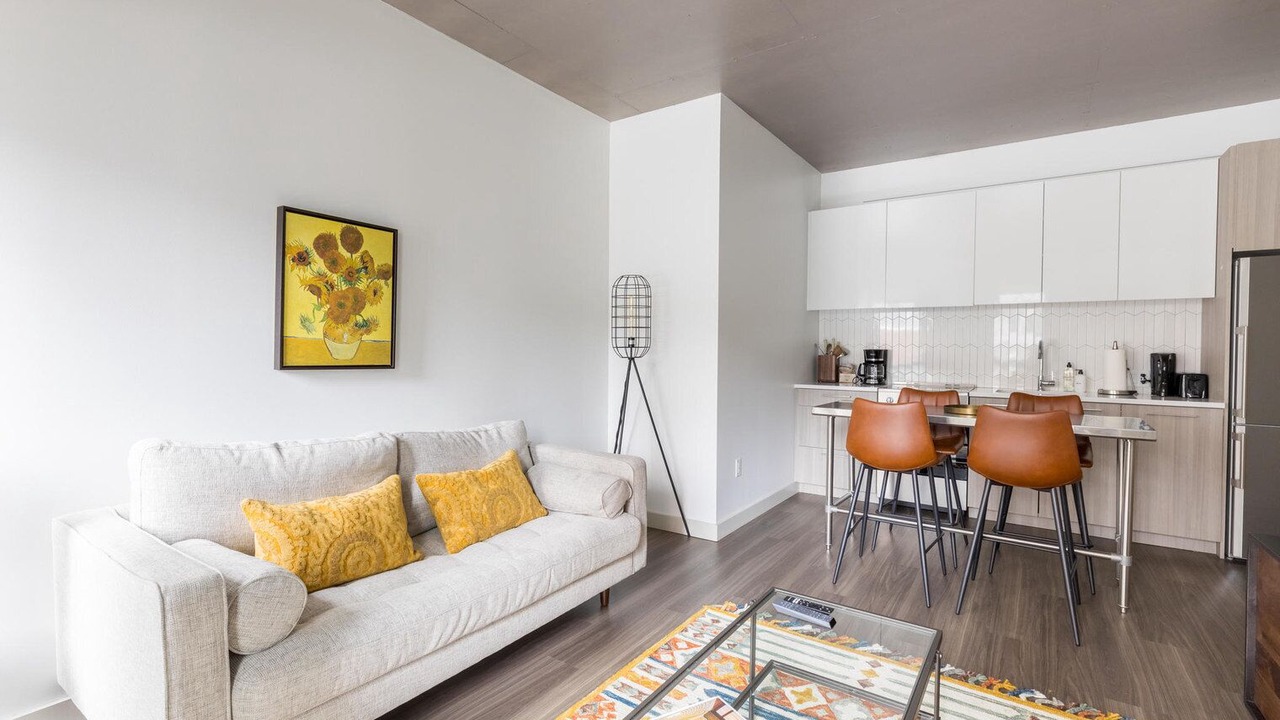 Photo of Livingroom in MIT