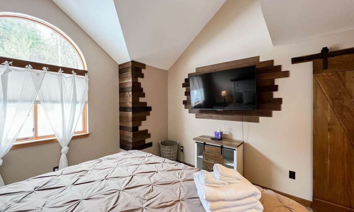 Photo of Bedroom in Bartlett