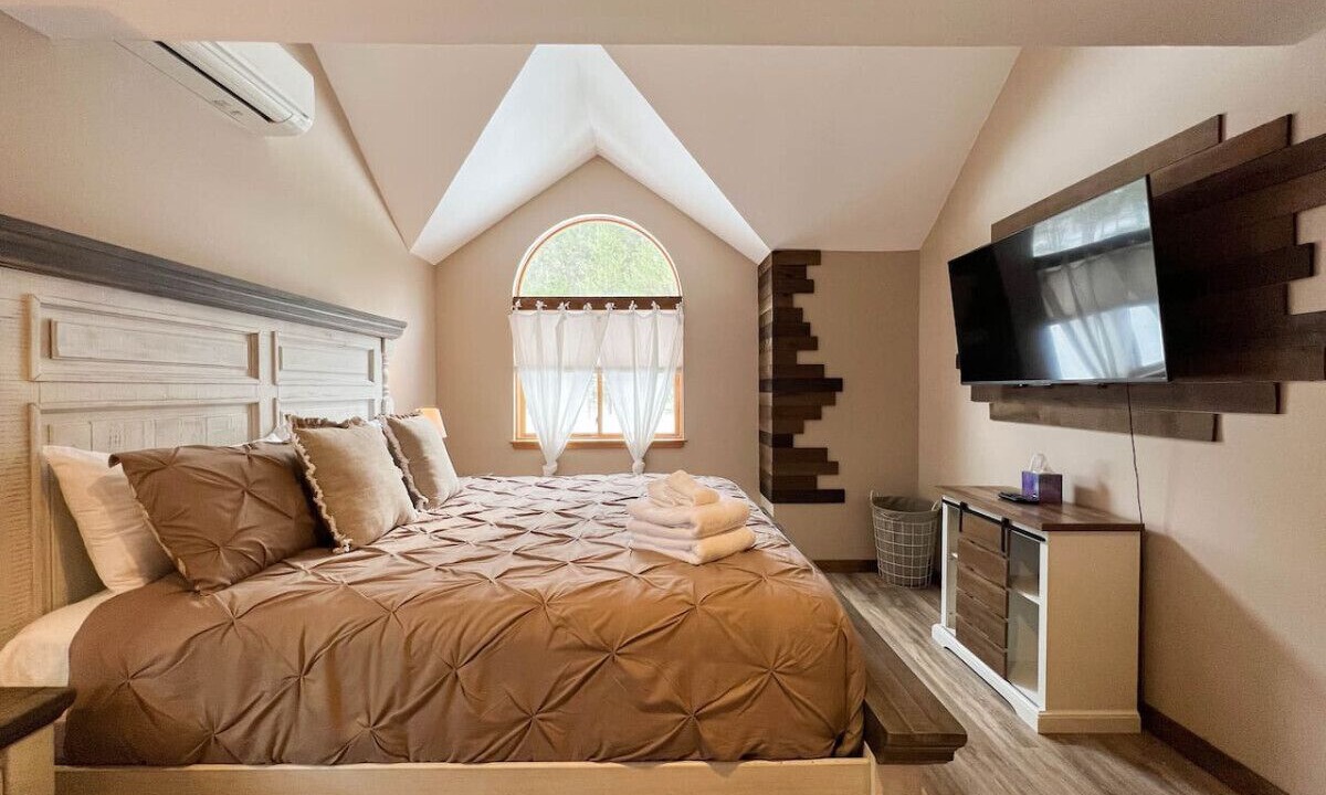 Photo of Bedroom in Bartlett