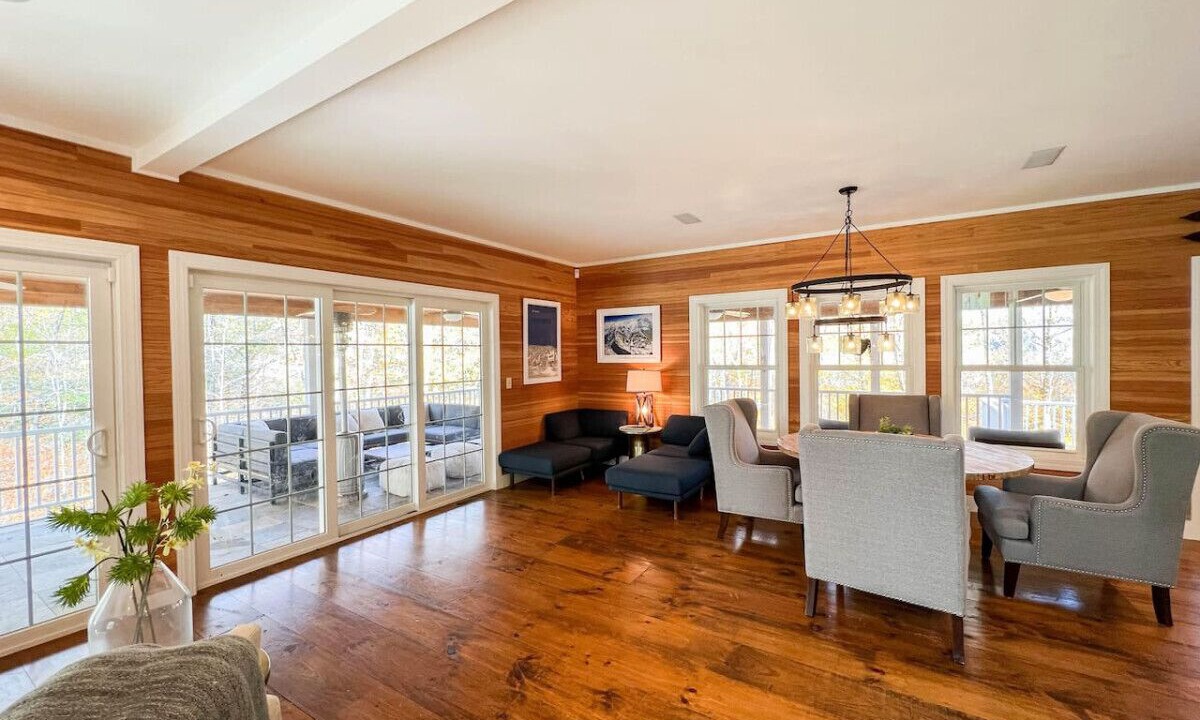 Photo of Livingroom in Bartlett