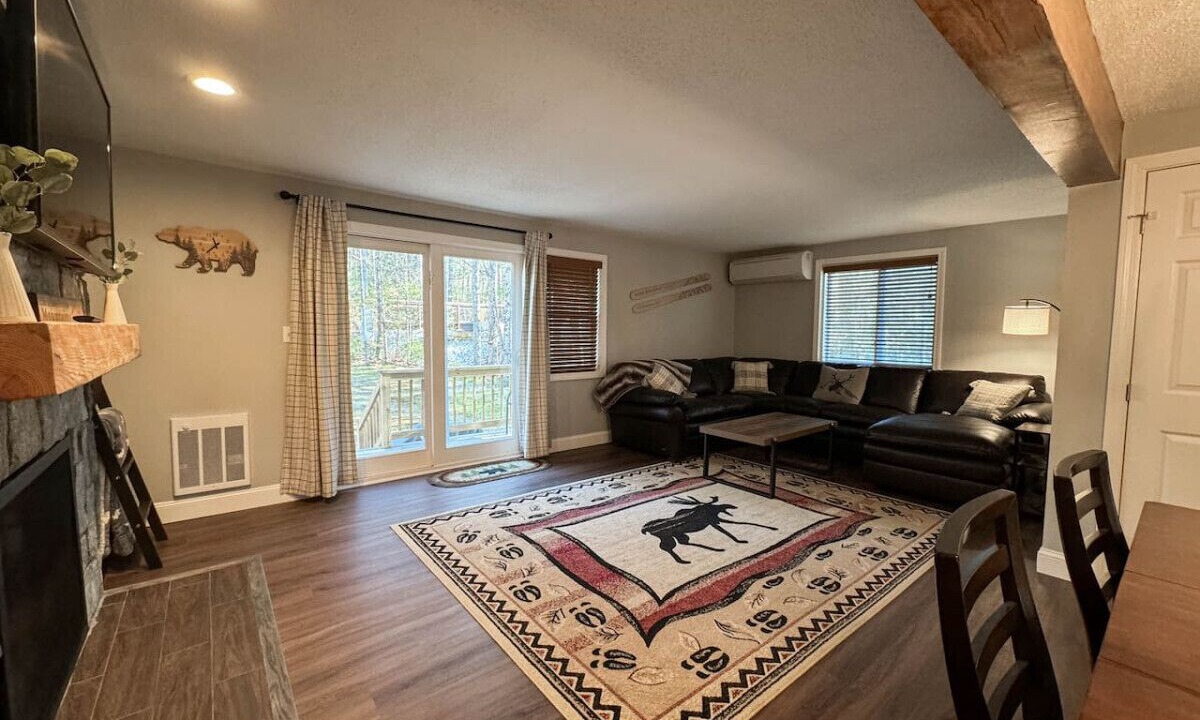 Photo of Livingroom in North Conway