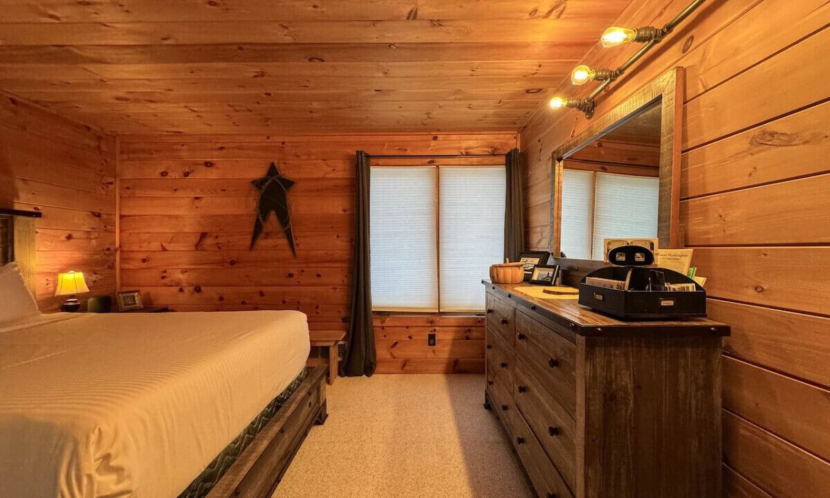 Photo of Bedroom in Eidelweiss Village