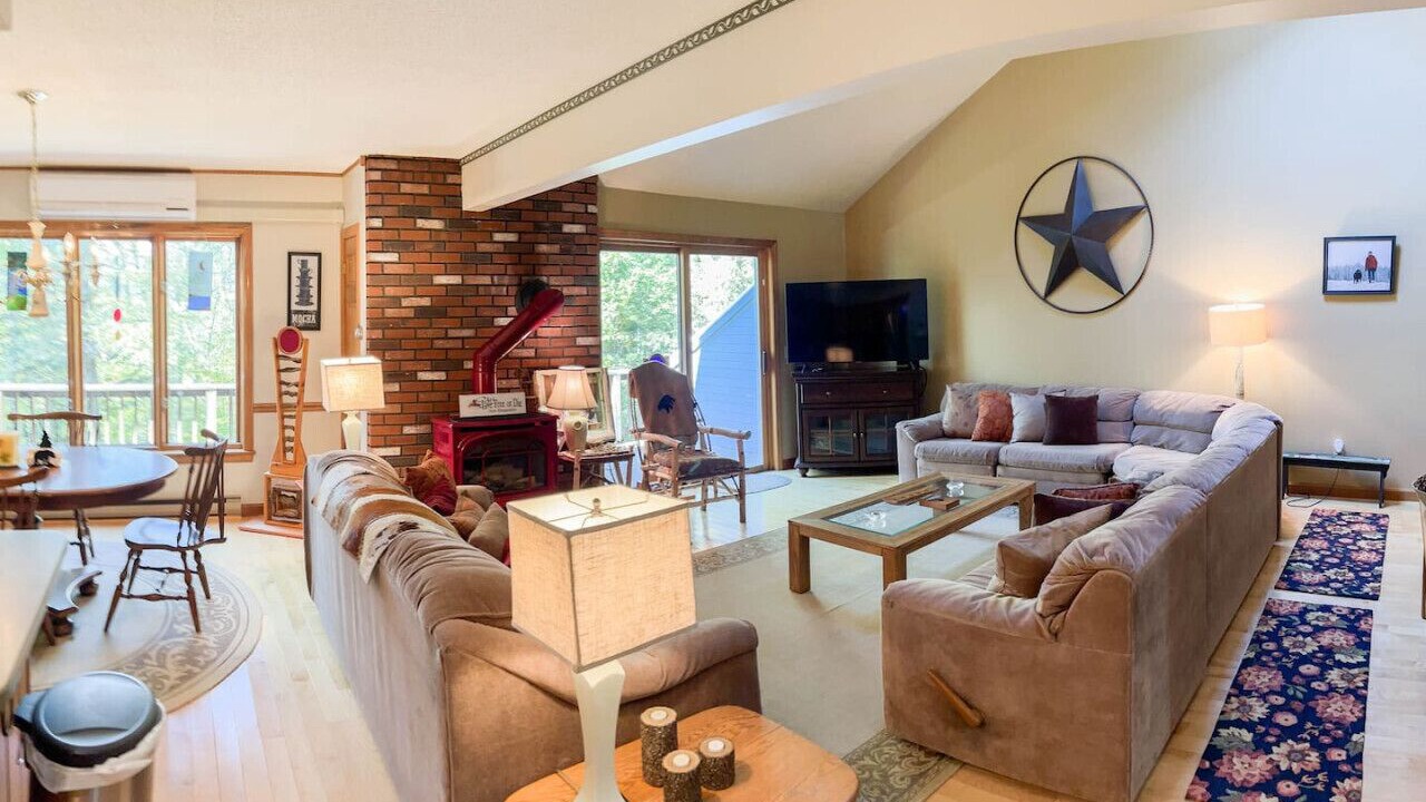 Photo of Livingroom in North Conway