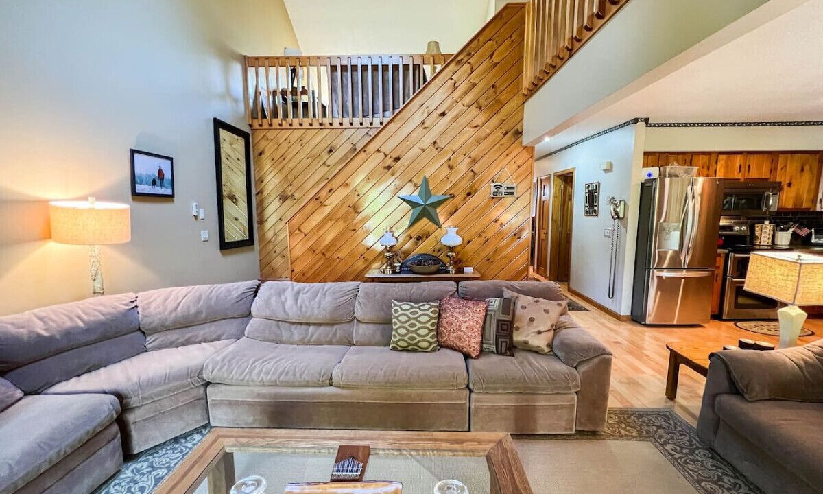 Photo of Livingroom in North Conway