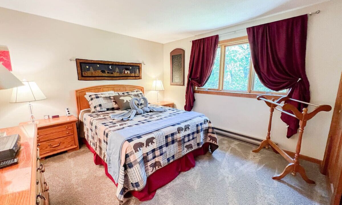 Photo of Bedroom in North Conway