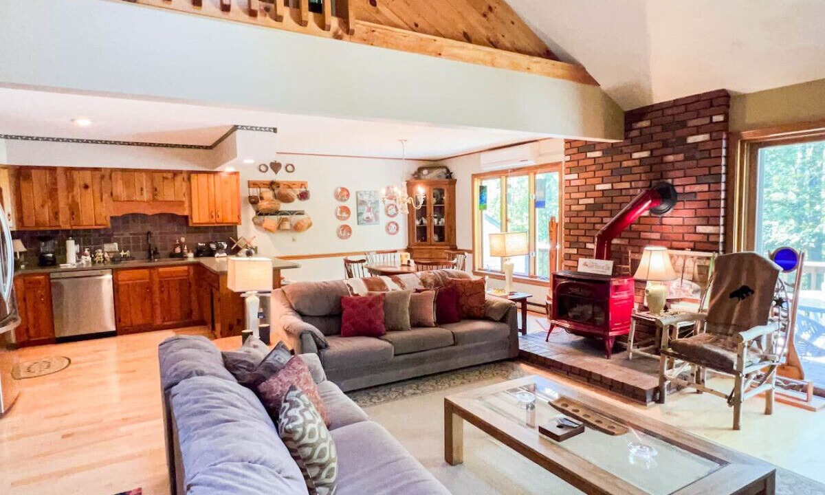 Photo of Livingroom in North Conway