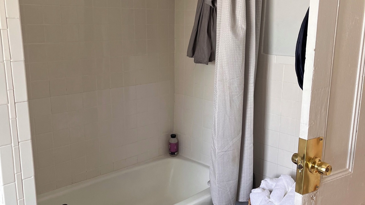 Photo of Bathroom in Dudley Square