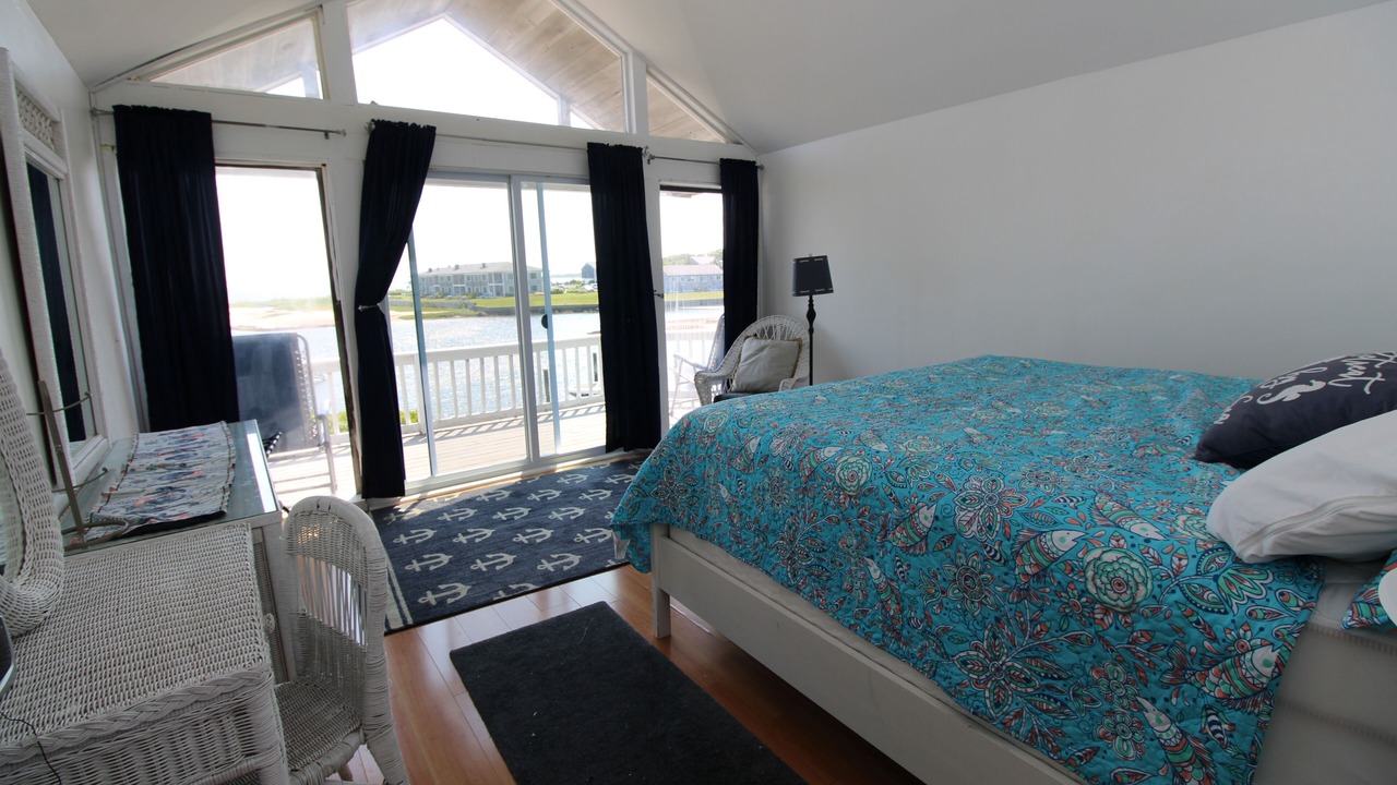 Photo of Bedroom in West Yarmouth
