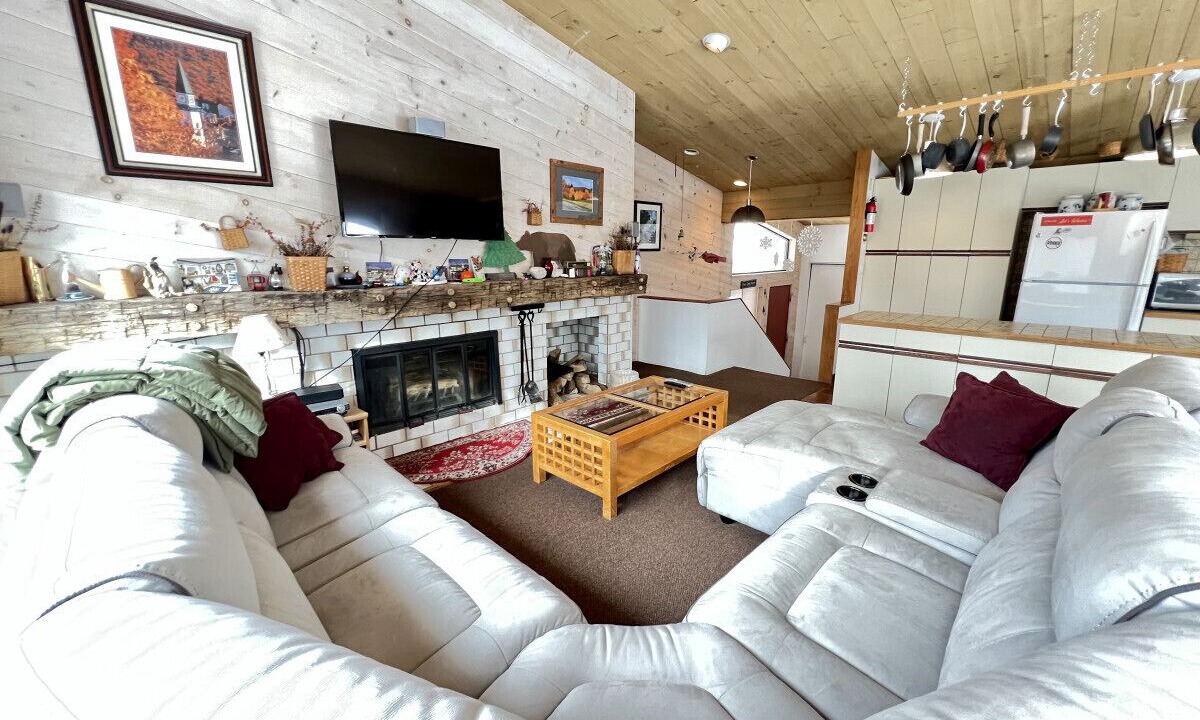 Photo of Livingroom in Forest Farms
