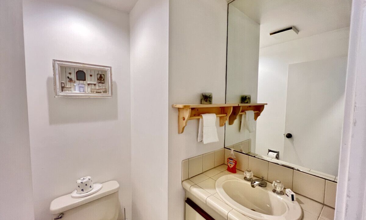 Photo of Bathroom in Forest Farms