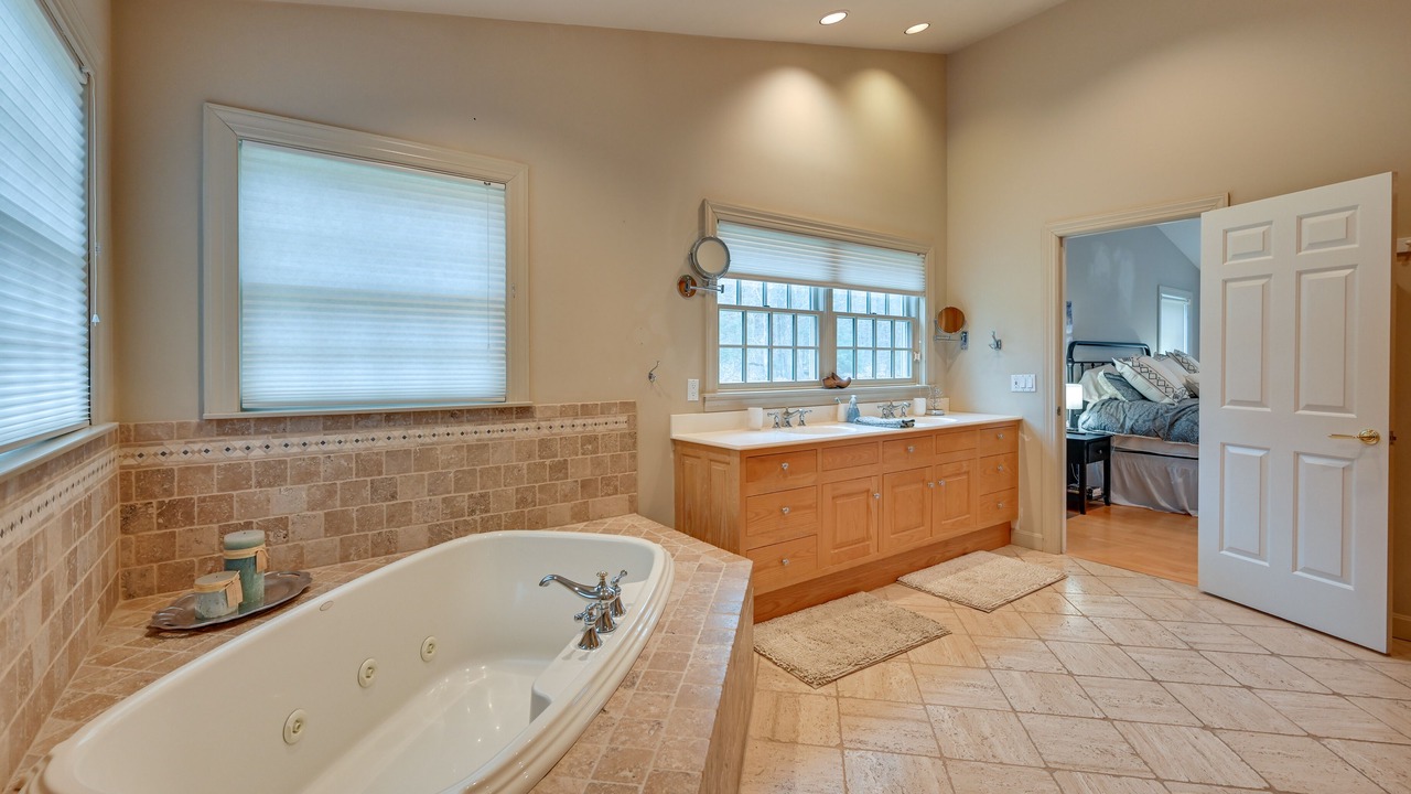 Photo of Bathroom in Monterey