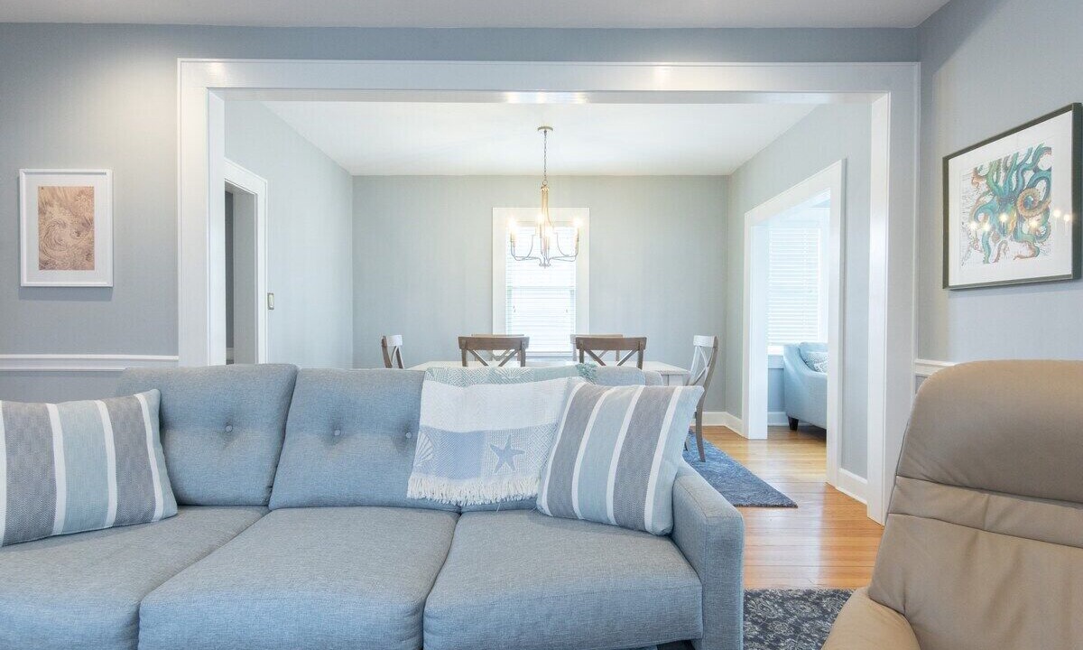Photo of Livingroom in Belmar