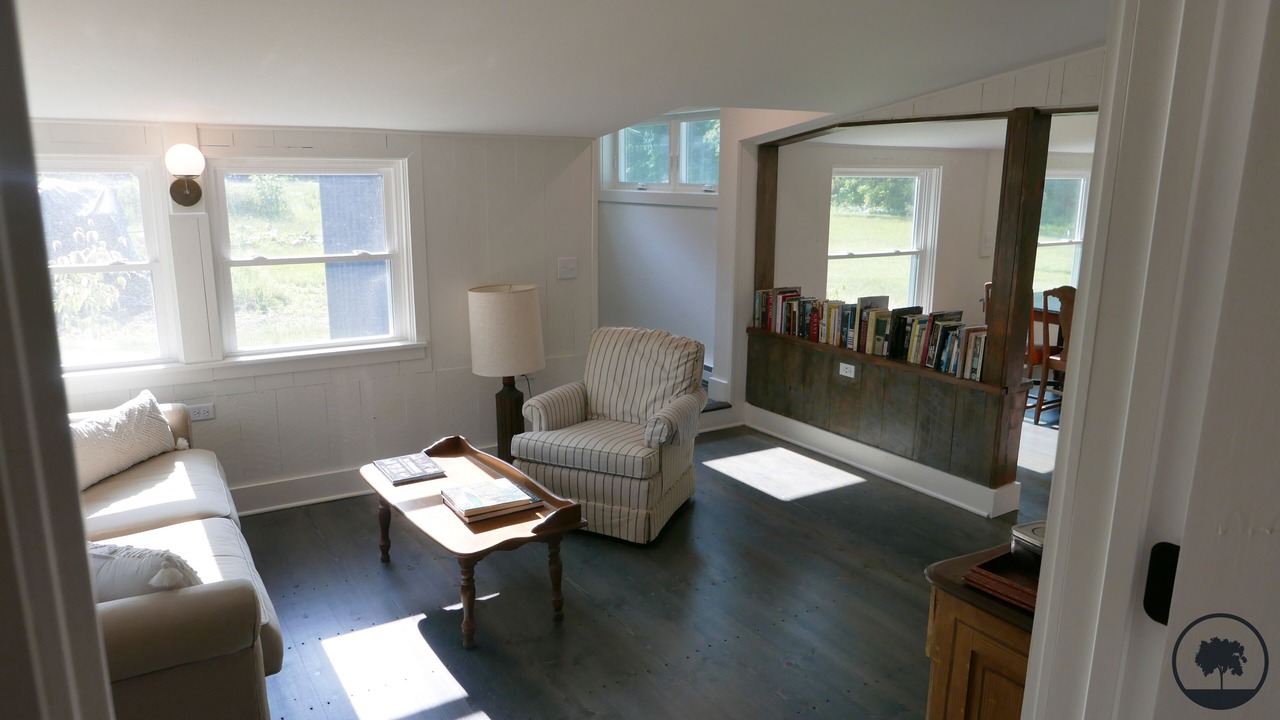 Photo of Livingroom in Ashley Falls