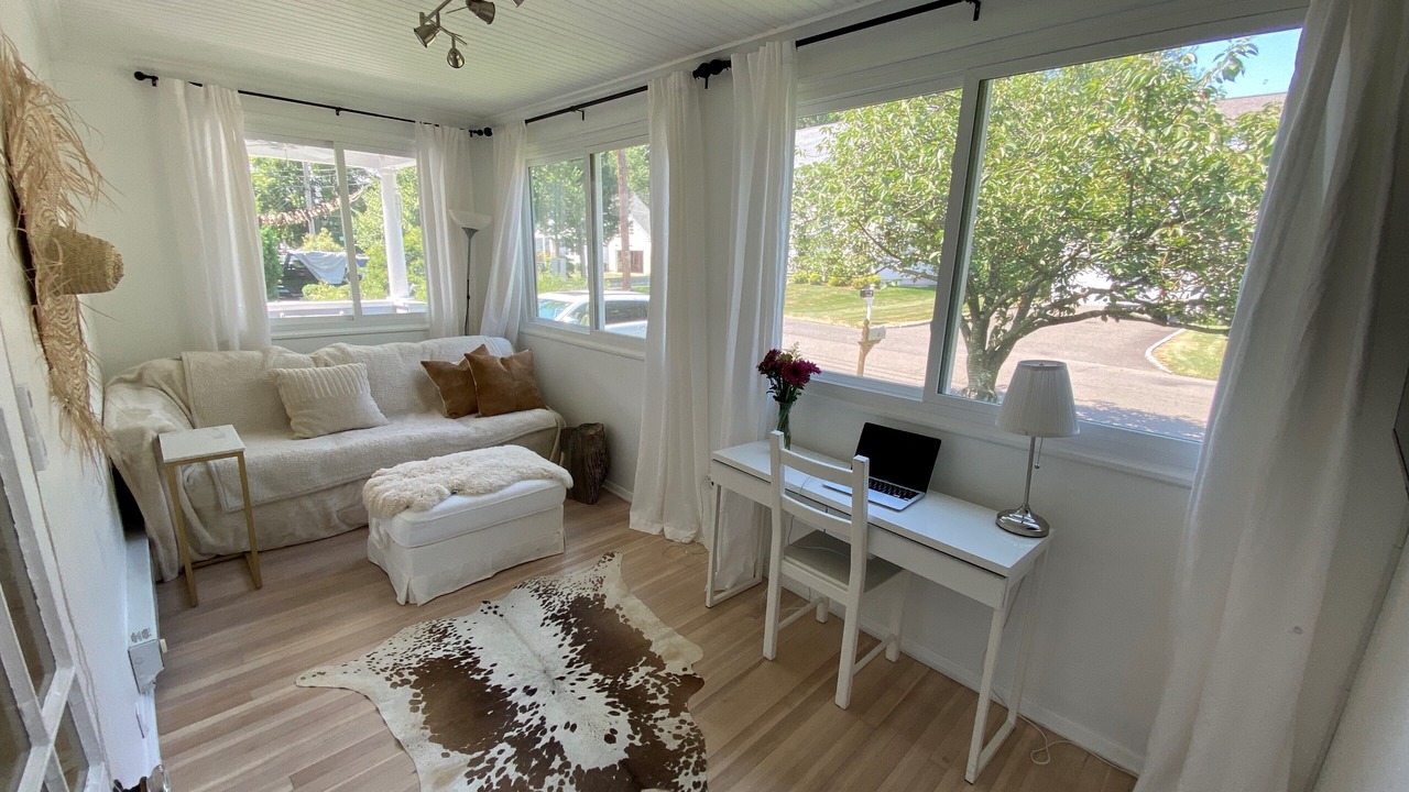 Photo of Livingroom in Darien