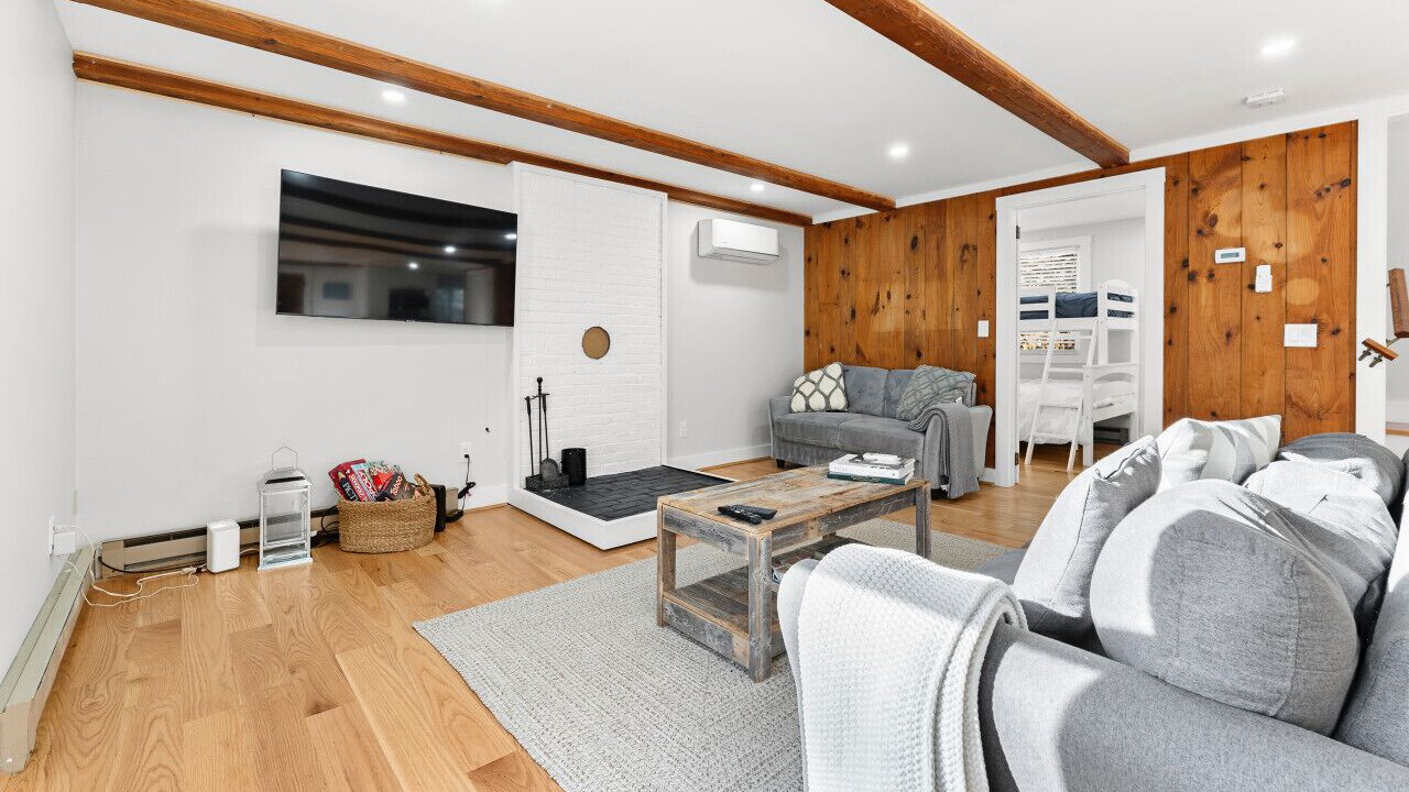 Photo of Bedroom in Tisbury