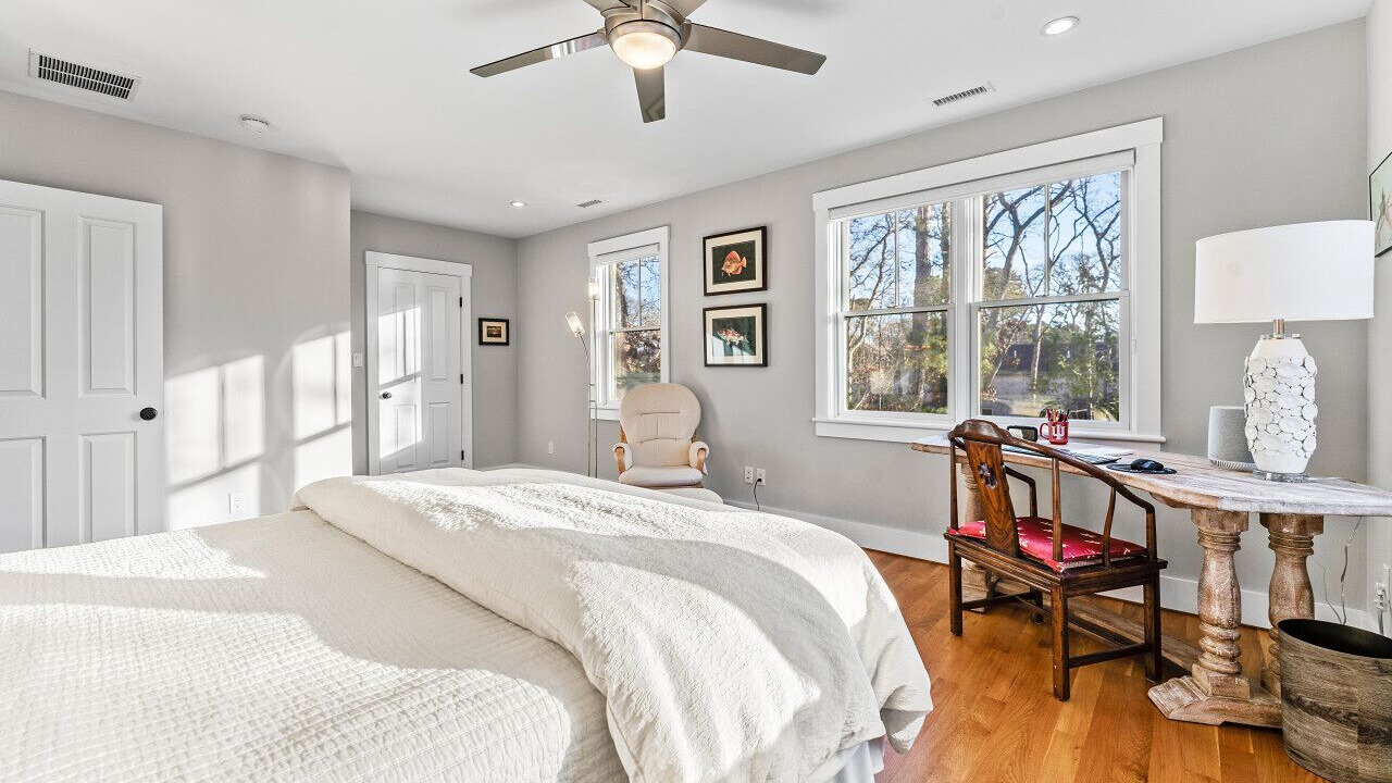 Photo of Bedroom in Tisbury