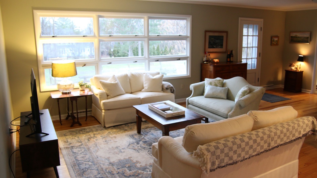 Photo of Livingroom in Skaneateles