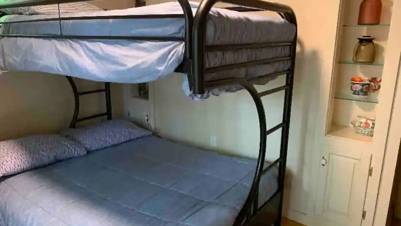 Photo of Bedroom in Raymond