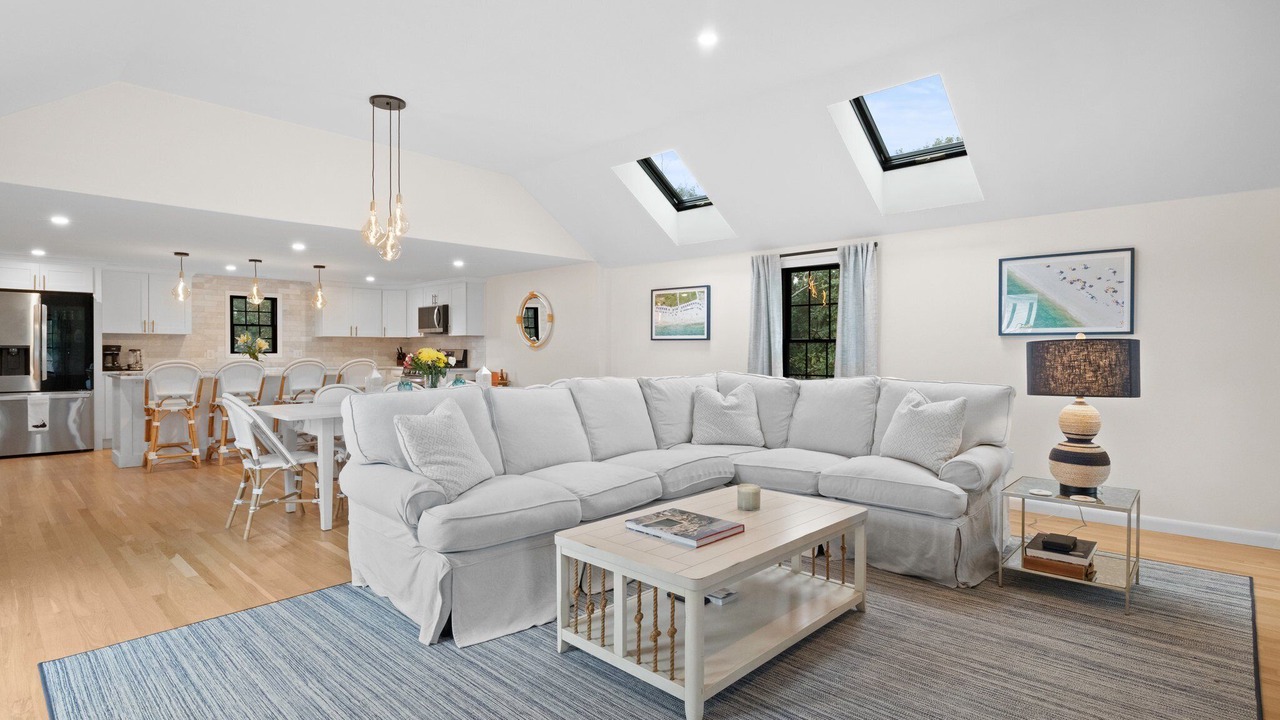Photo of Livingroom in Chatham