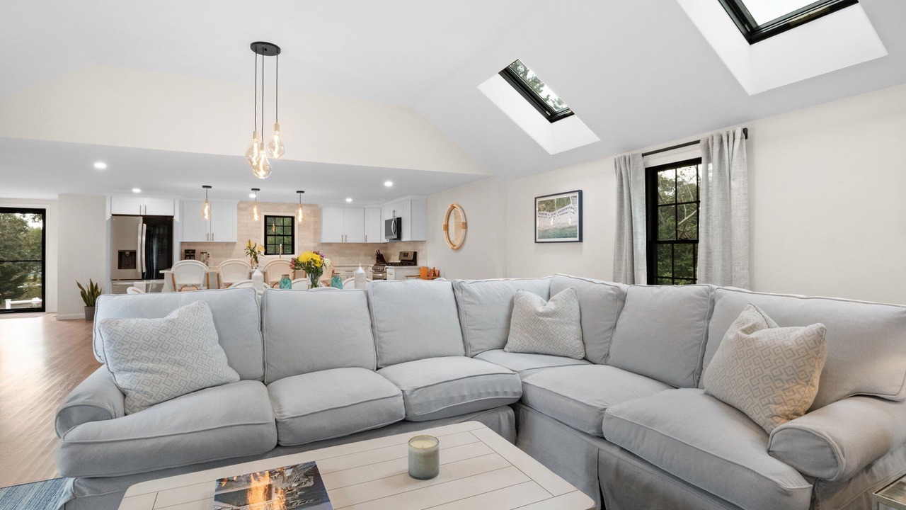 Photo of Livingroom in Chatham