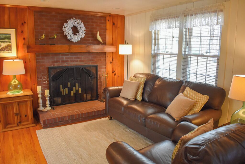 Photo of Livingroom in West Dennis