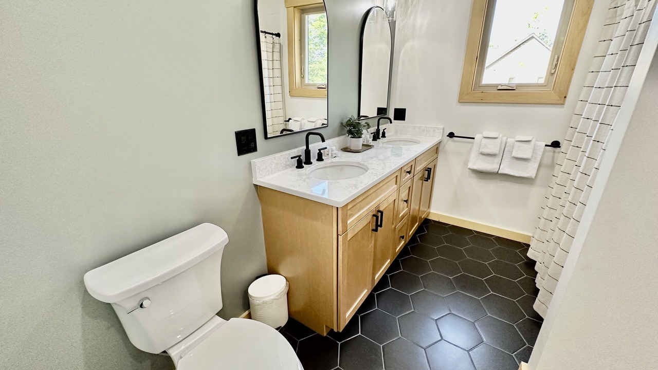 Photo of Bathroom in Bartlett