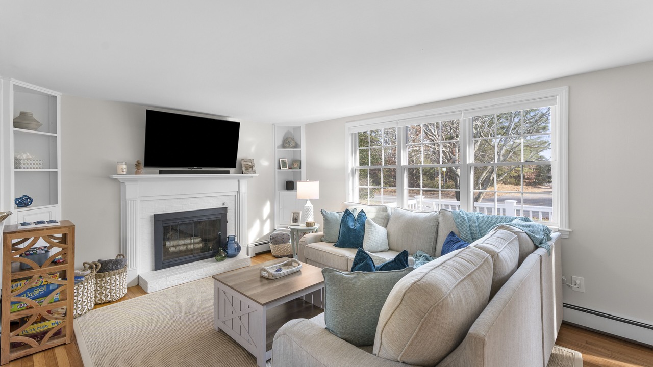 Photo of Bedroom in West Yarmouth