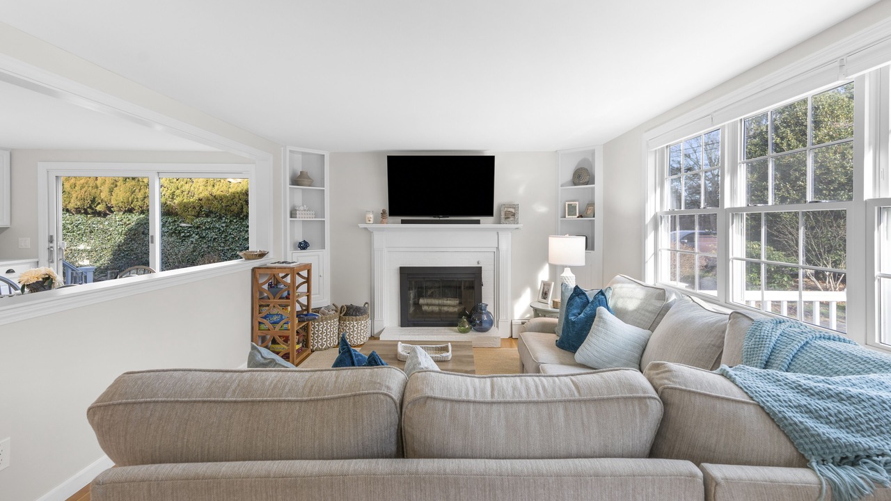 Photo of Bedroom in West Yarmouth