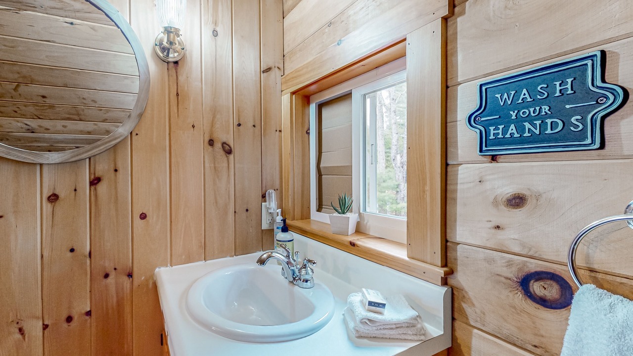 Photo of Bathroom in Dexter