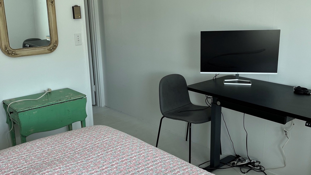 Photo of Bedroom in Quonochontaug
