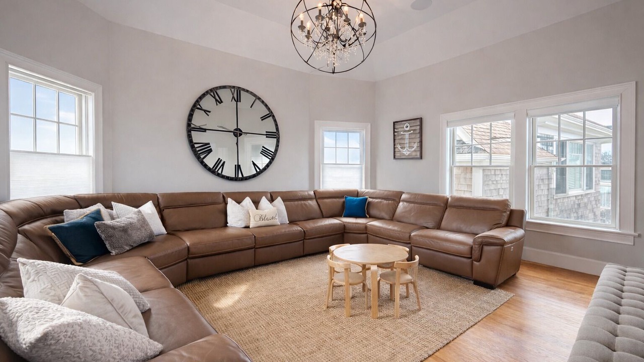 Photo of Livingroom in Hyannis