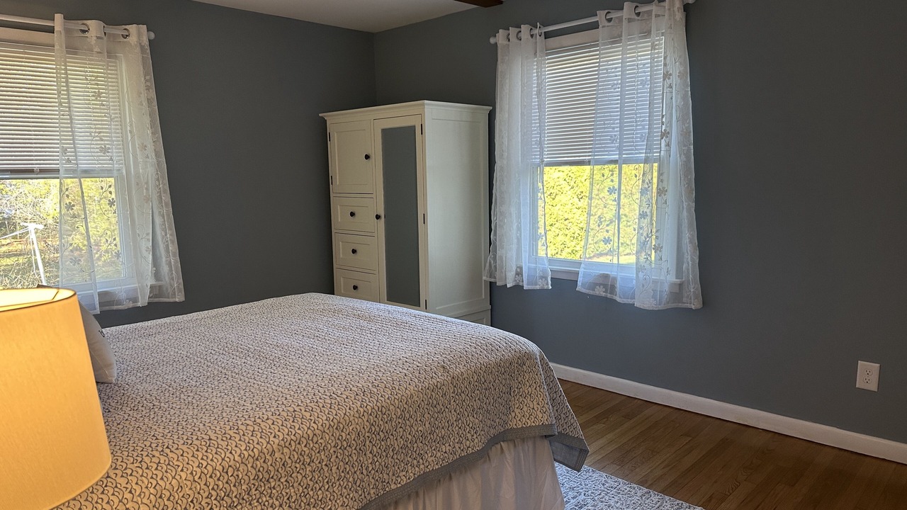 Photo of Bedroom in Niantic