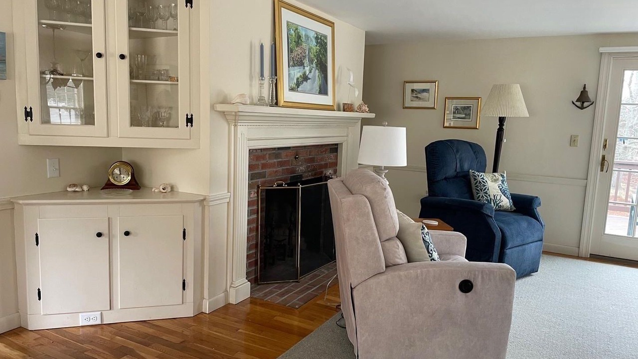 Photo of Livingroom in West Dennis
