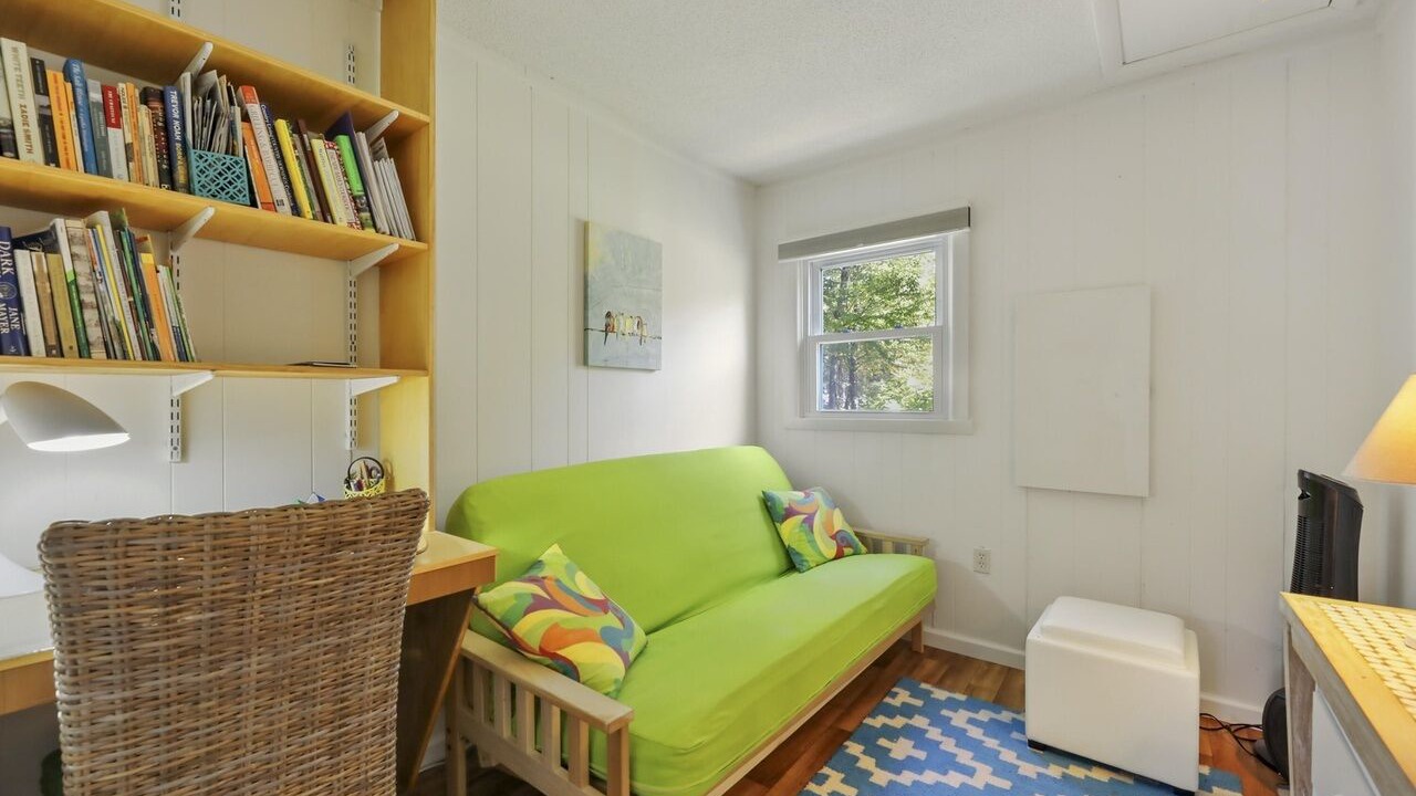 Photo of Livingroom in Sherwood Forest