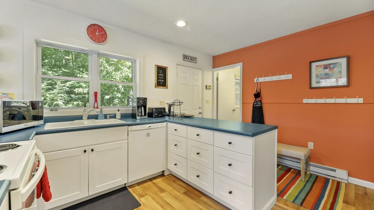 Photo of Kitchen in Sherwood Forest