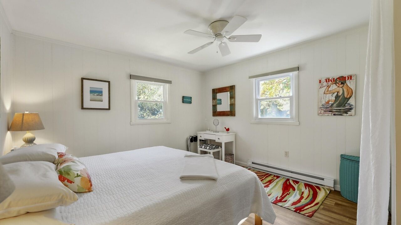 Photo of Bedroom in Sherwood Forest
