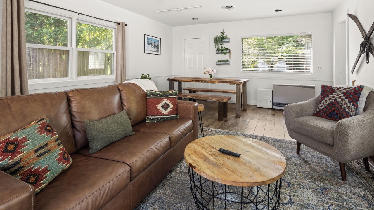 Photo of Livingroom in Stowe