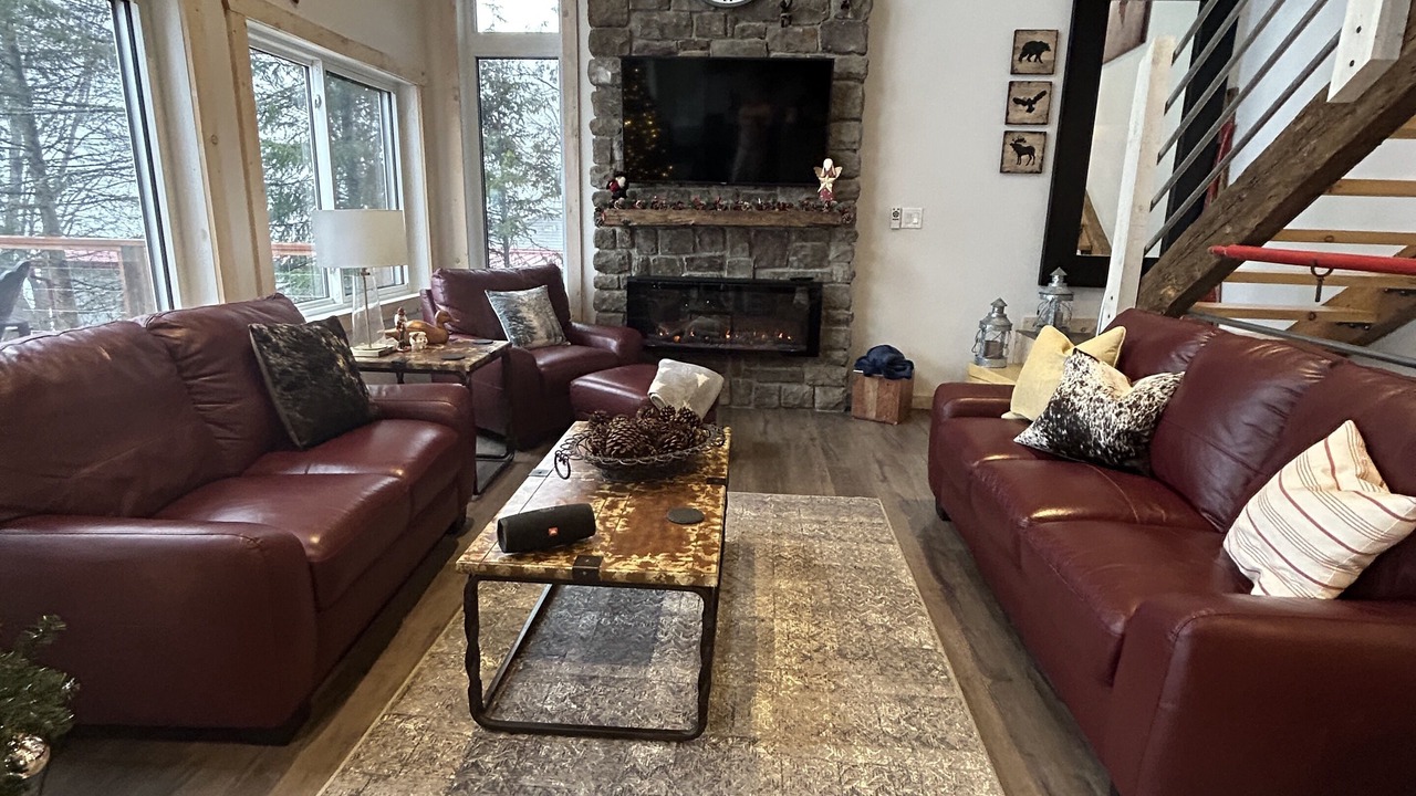 Photo of Livingroom in Lac-Cayamant