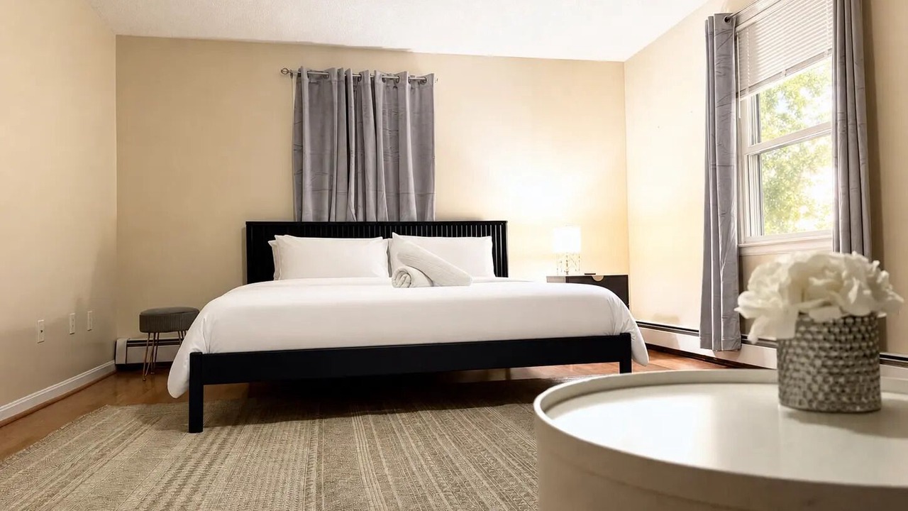 Photo of Bedroom in Newington