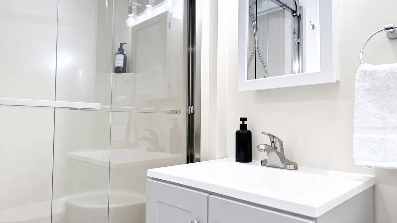 Photo of Bathroom in Newington