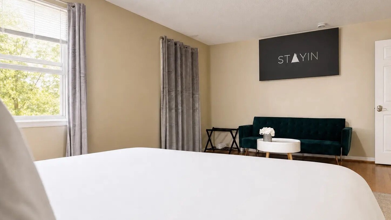 Photo of Bedroom in Newington