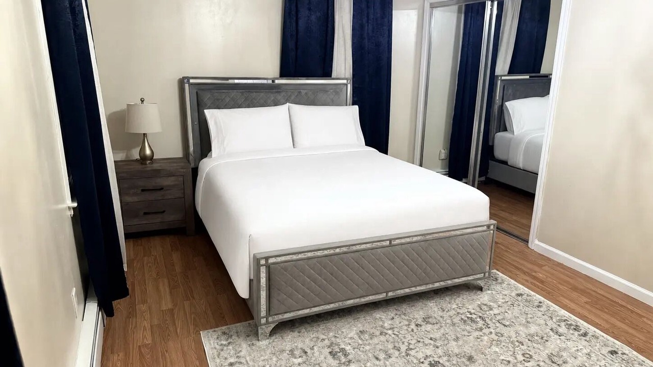 Photo of Bedroom in Newington