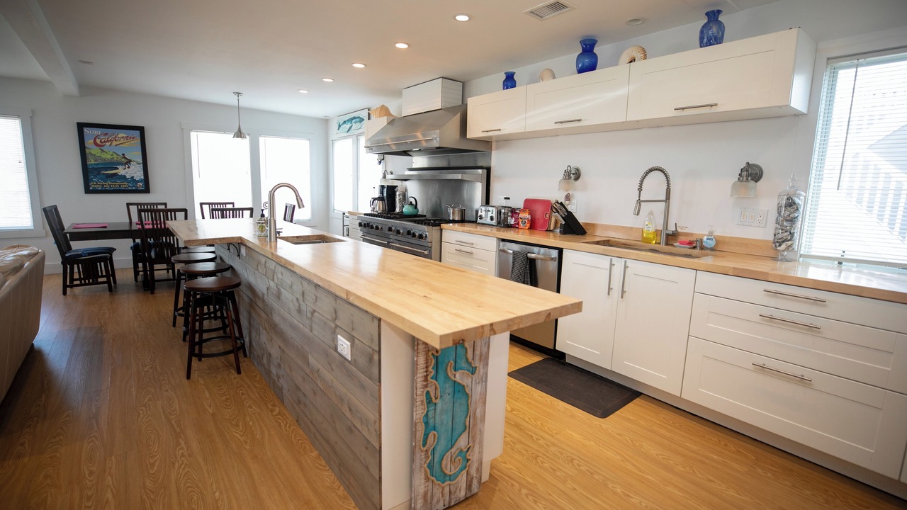 Photo of Kitchen in Ship Bottom